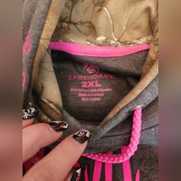 Legendary Chevy girl hoodie - Picture 4 of 4